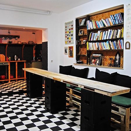 מוסטר Balkanarama Hostel מראה חיצוני תמונה